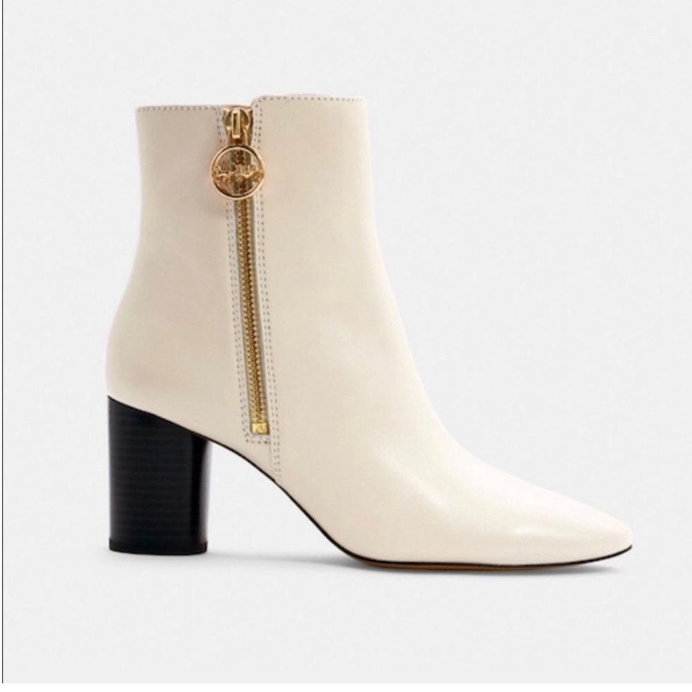Women’s Coach Iris White Leather Heeled Block Booties Boots 9.5 Vintage Style